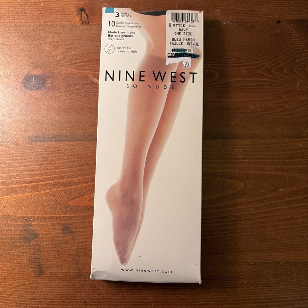 Nine West So Nude 3 Pair Navy One Size Knee Highs